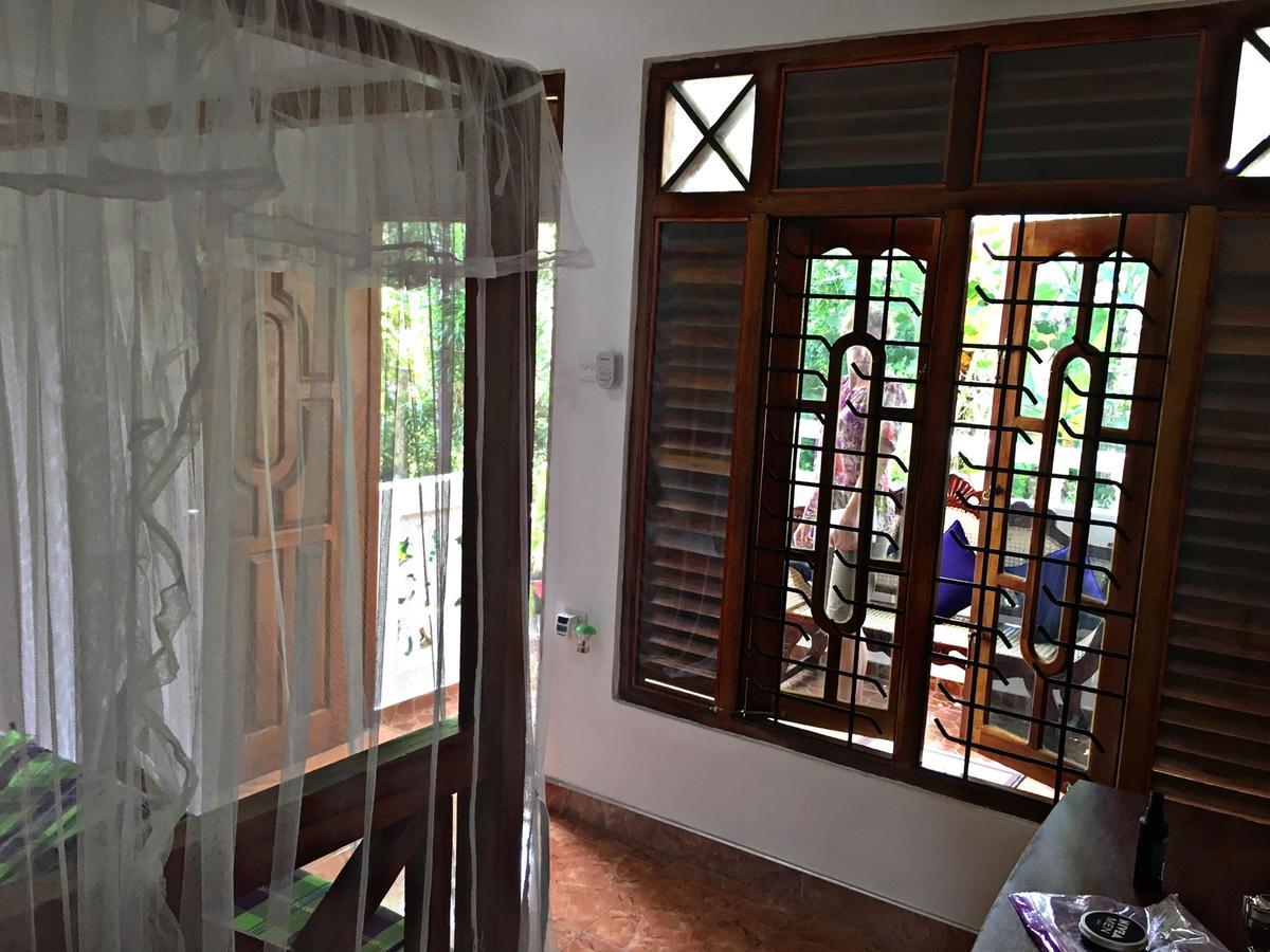 Hotel Happy Coconut Unawatuna Exterior foto