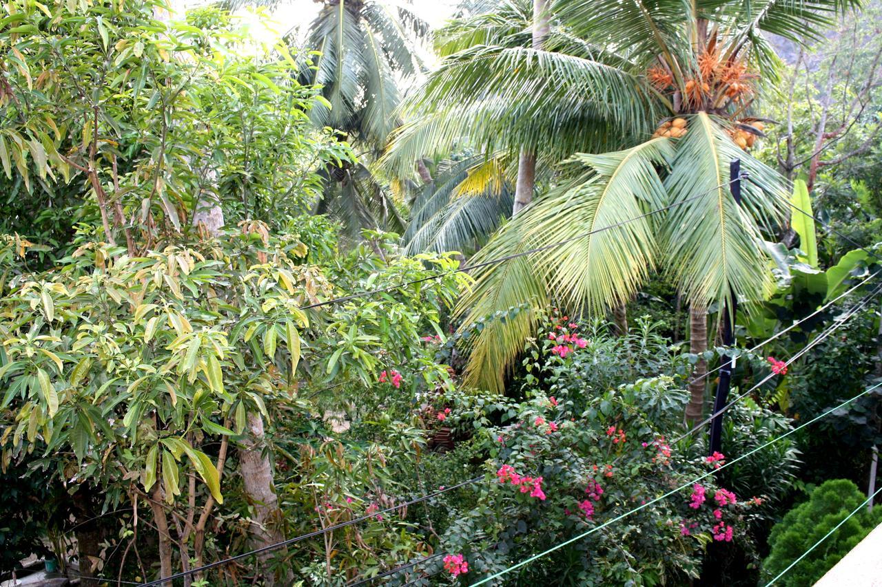 Hotel Happy Coconut Unawatuna Exterior foto
