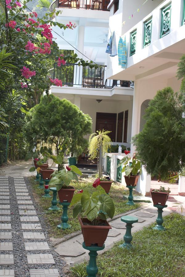 Hotel Happy Coconut Unawatuna Exterior foto